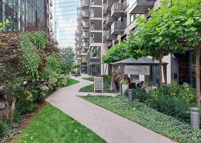 Aparthotel Lumina Luxury In Mennica Warsaw