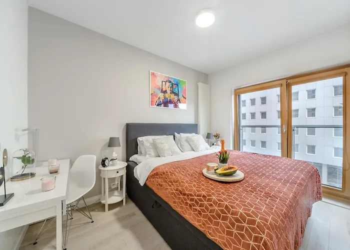 Lumina Luxury In Mennica