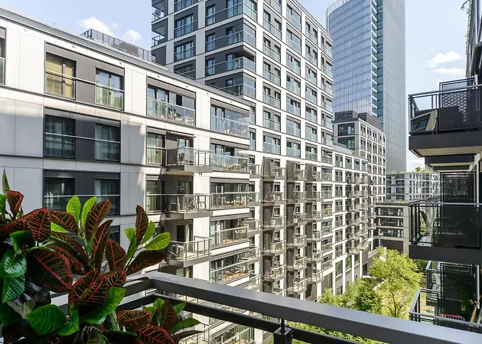 Lumina Luxury In Mennica Warsaw