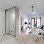 Lumina Luxury In Mennica Lejlighedshotel