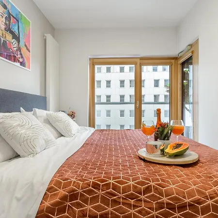 Апарт-отель Lumina I Design 2-room I Parking I Balcony I Mennica