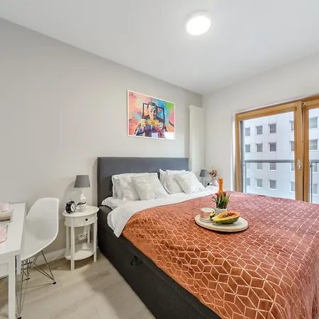 Lumina I Design 2-room I Parking I Balcony I Mennica