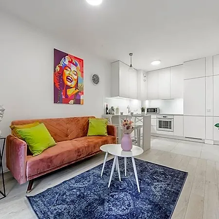 Lumina I Design 2-room I Parking I Balcony I Mennica