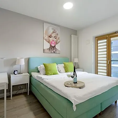 Lumina I Design 2-room I Parking I Balcony I Mennica Lejlighedshotel Warszawa