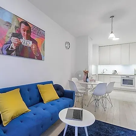 Lumina I Design 2-room I Parking I Balcony I Mennica Lejlighedshotel