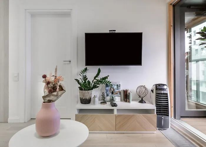 Hotel apartamentowy Lumina Luxury In Mennica 5*