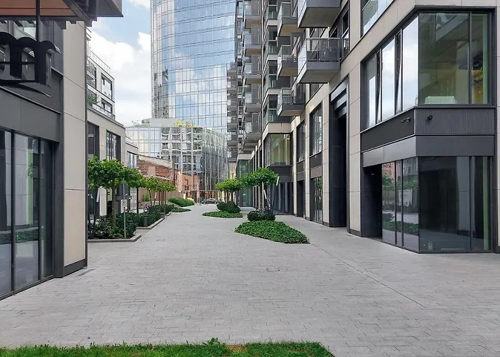 Lumina Luxury In Mennica 5* Warsaw